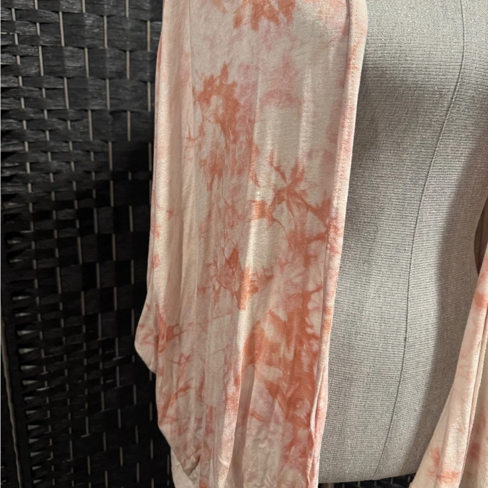 Ginger G Peach and White short sleeved Cardigan - Picture 2 of 5